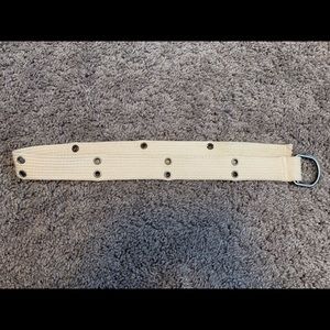 white grommet belt